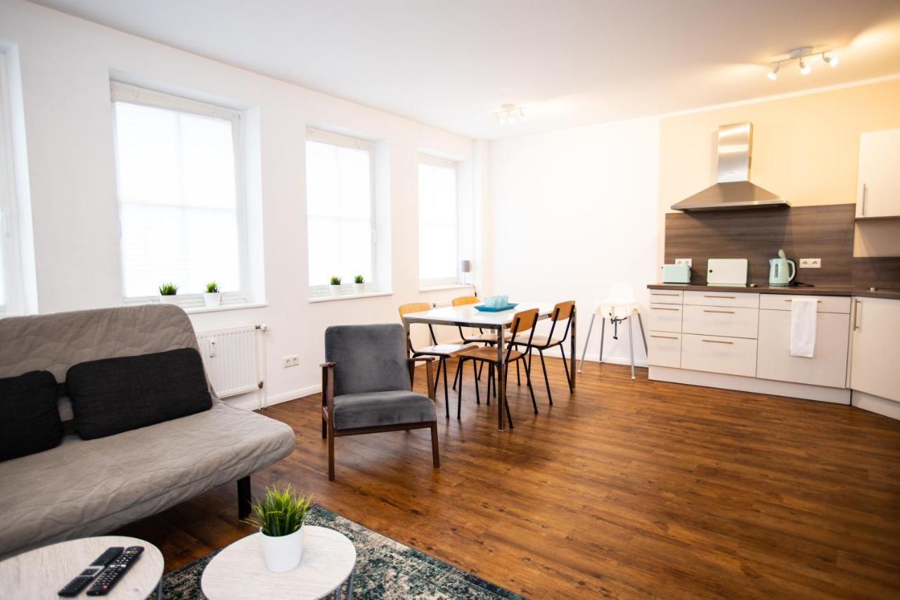 Moderne 2-Zimmer Wohnung! Wlan Und Netflix Inklusive! Zentral Gelegen In Der Historischen Altstadt! Stade Bagian luar foto